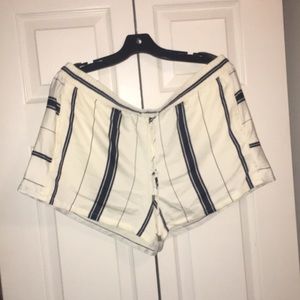 Dressy shorts size L